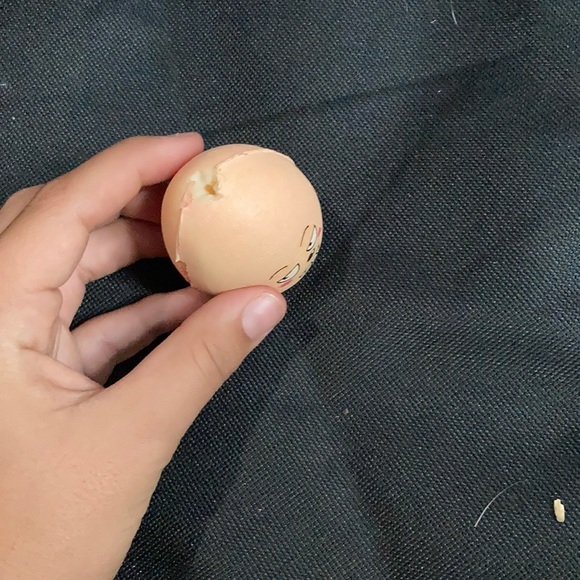 egg squishy - Picture 3 of 3
